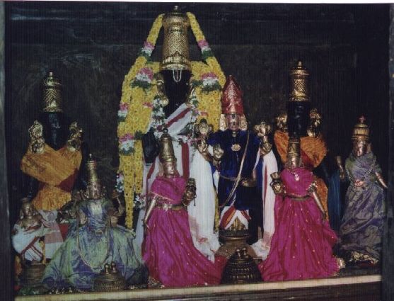 Thiruththanka serthi sevai of perumal and tayaar