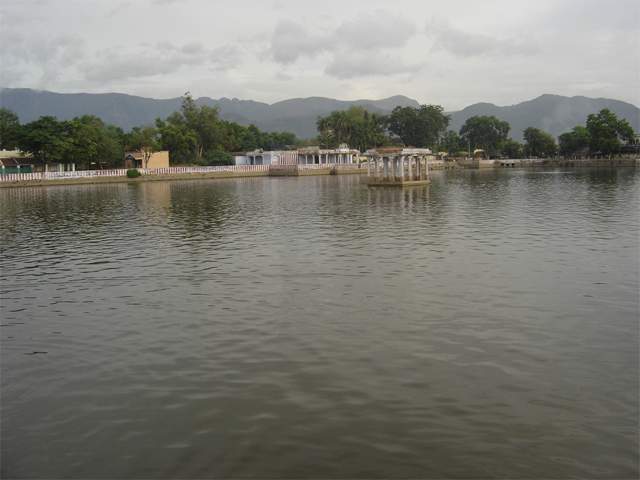 villiputtur theertham